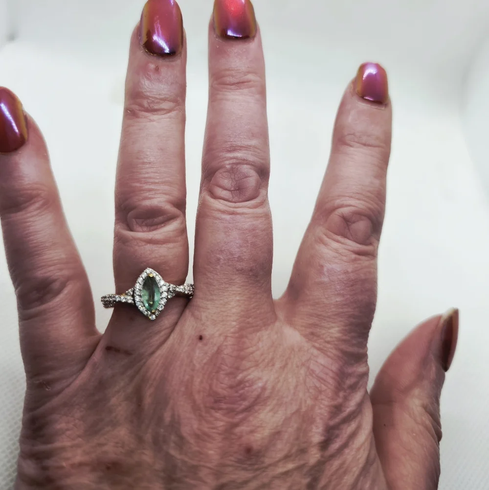 NWOT Genuine Ethiopian Emerald and Moissanite Halo Ring Size 7 - Picture 5 of 12